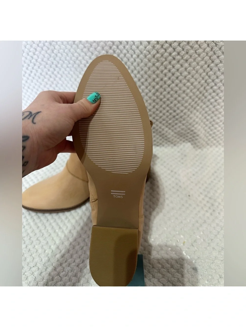 NWT toms Leilani Tan Ankle Boots